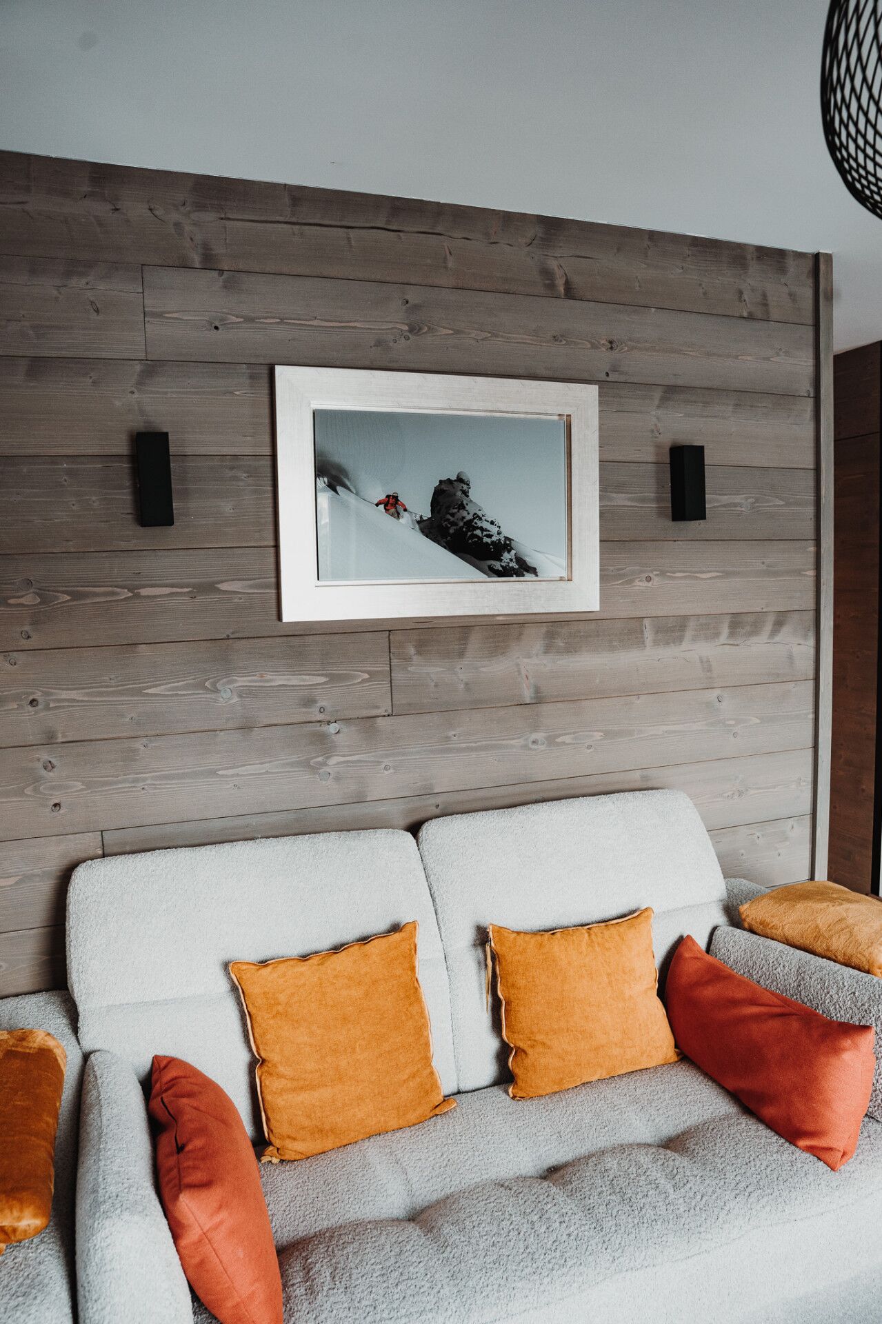 Le Oura — 11