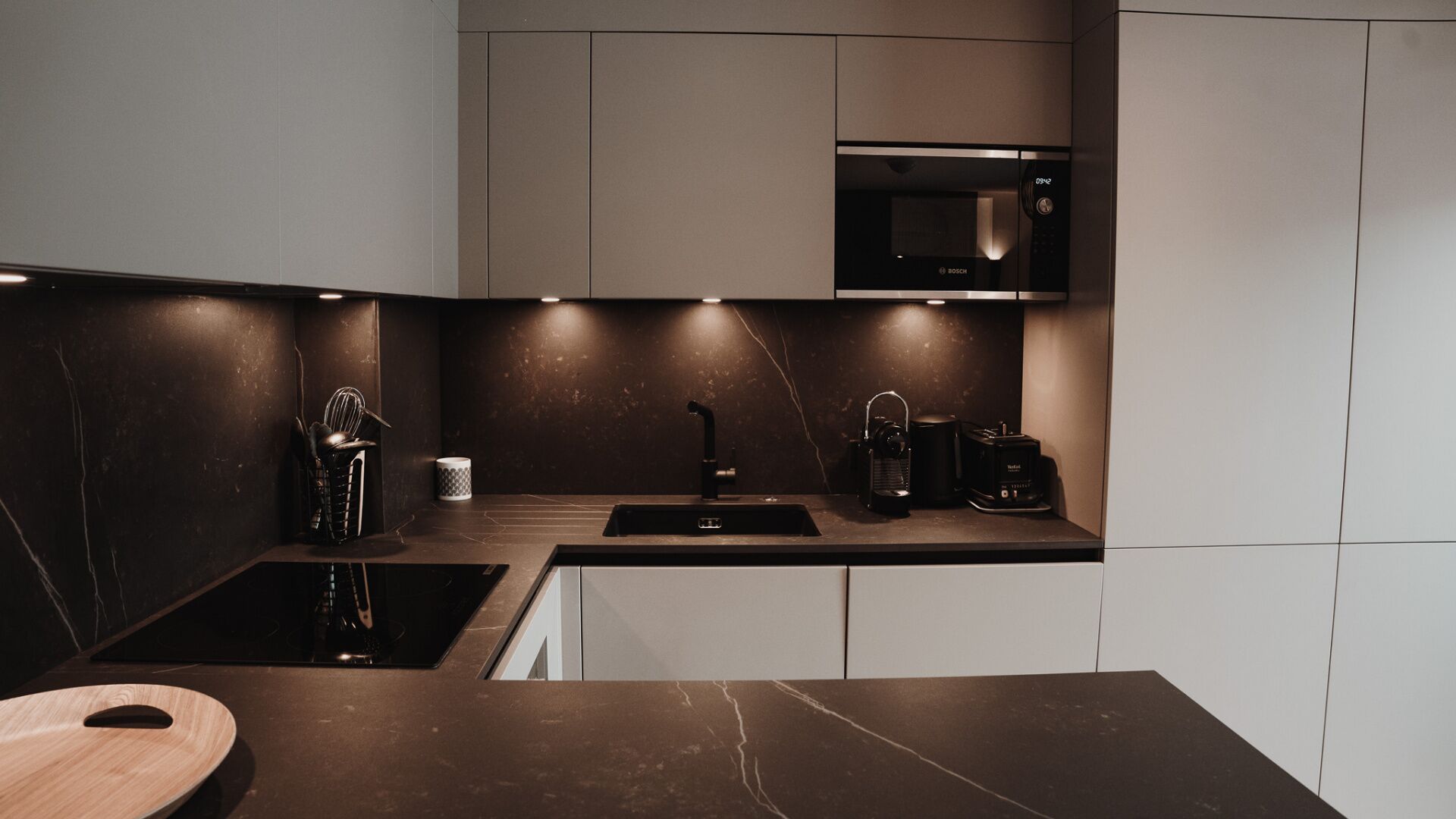 Le Oura — 12